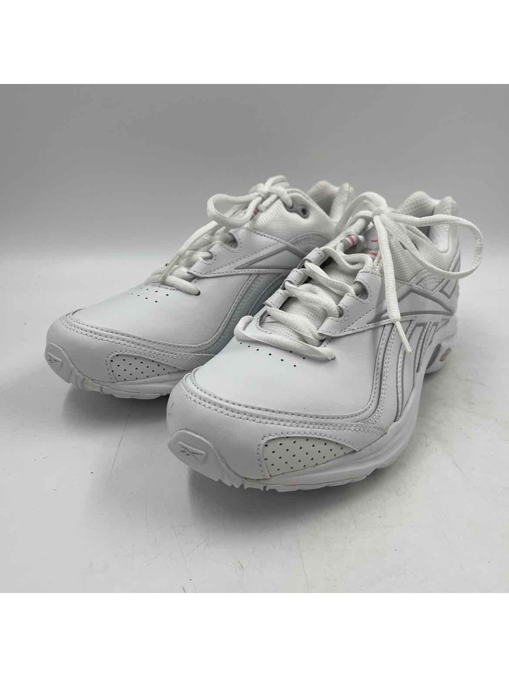 Reebok Women's Shoe Size 8 White Solid Sneakers